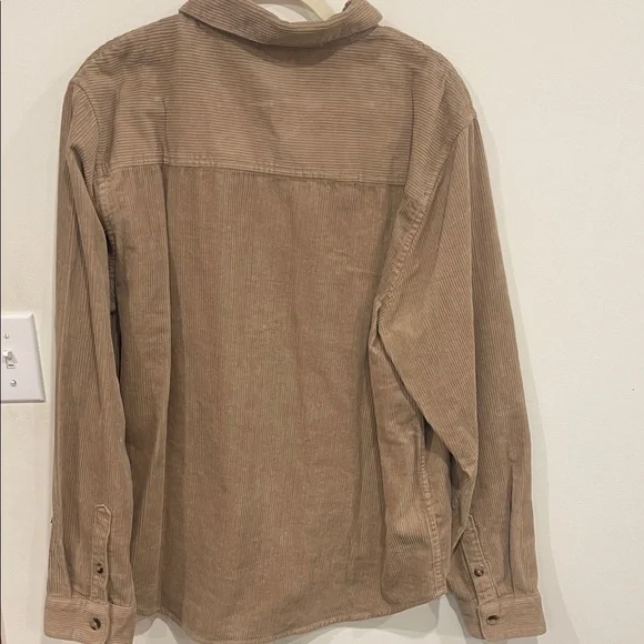 GAP Tan Corduroy Shirt with Chest Pockets - Picture 2 of 3